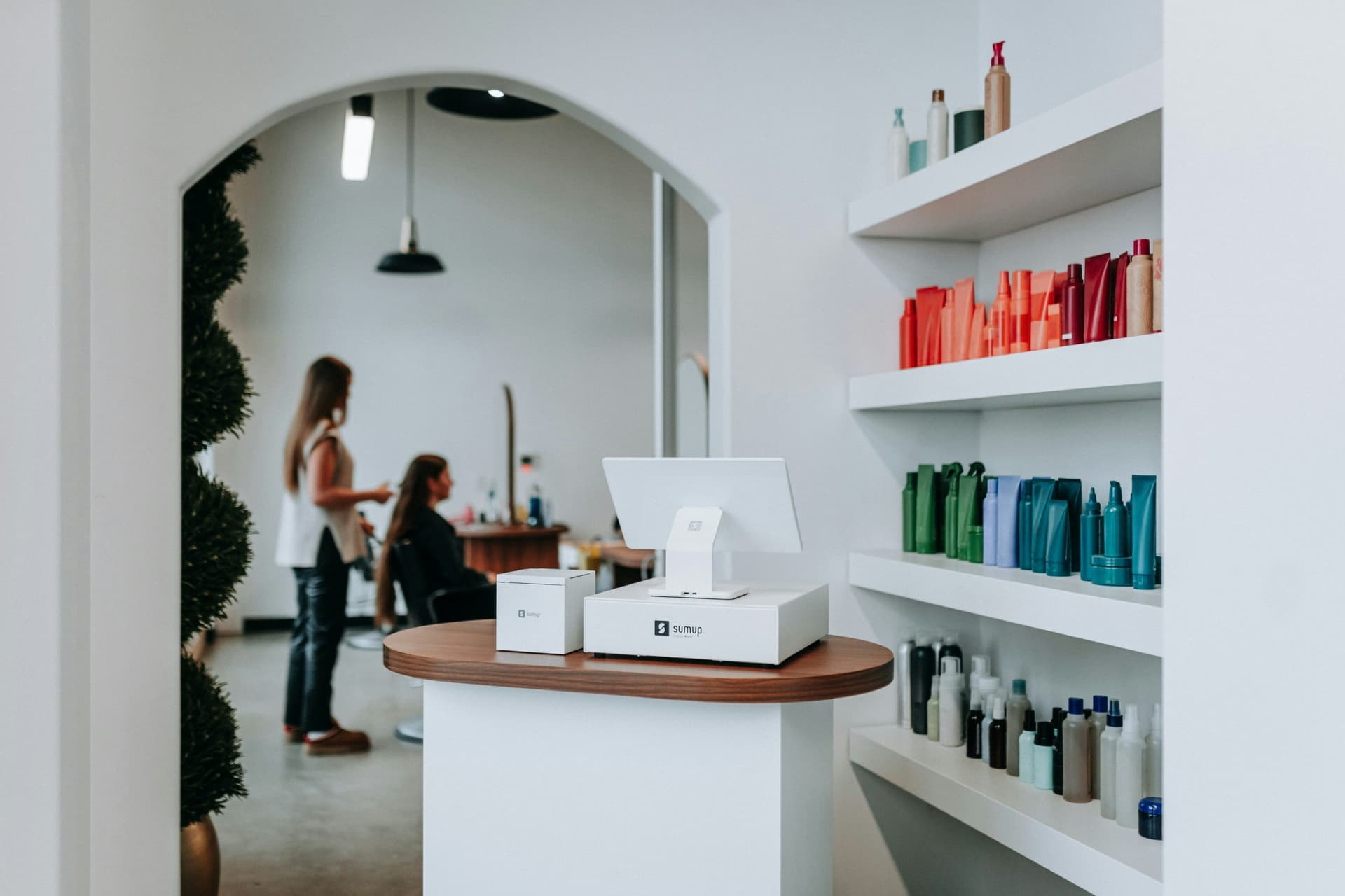 AI-Powered Customer Loyalty Programs: Personalization at Scale