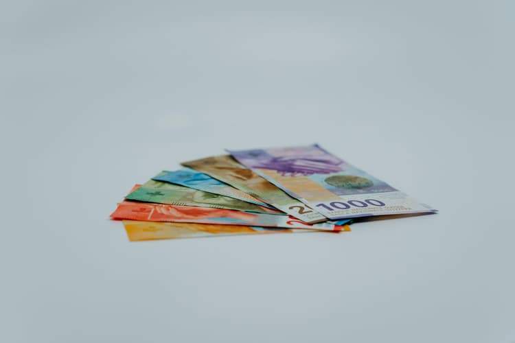 AI for Financial Management: A Guide for Small Business Owners