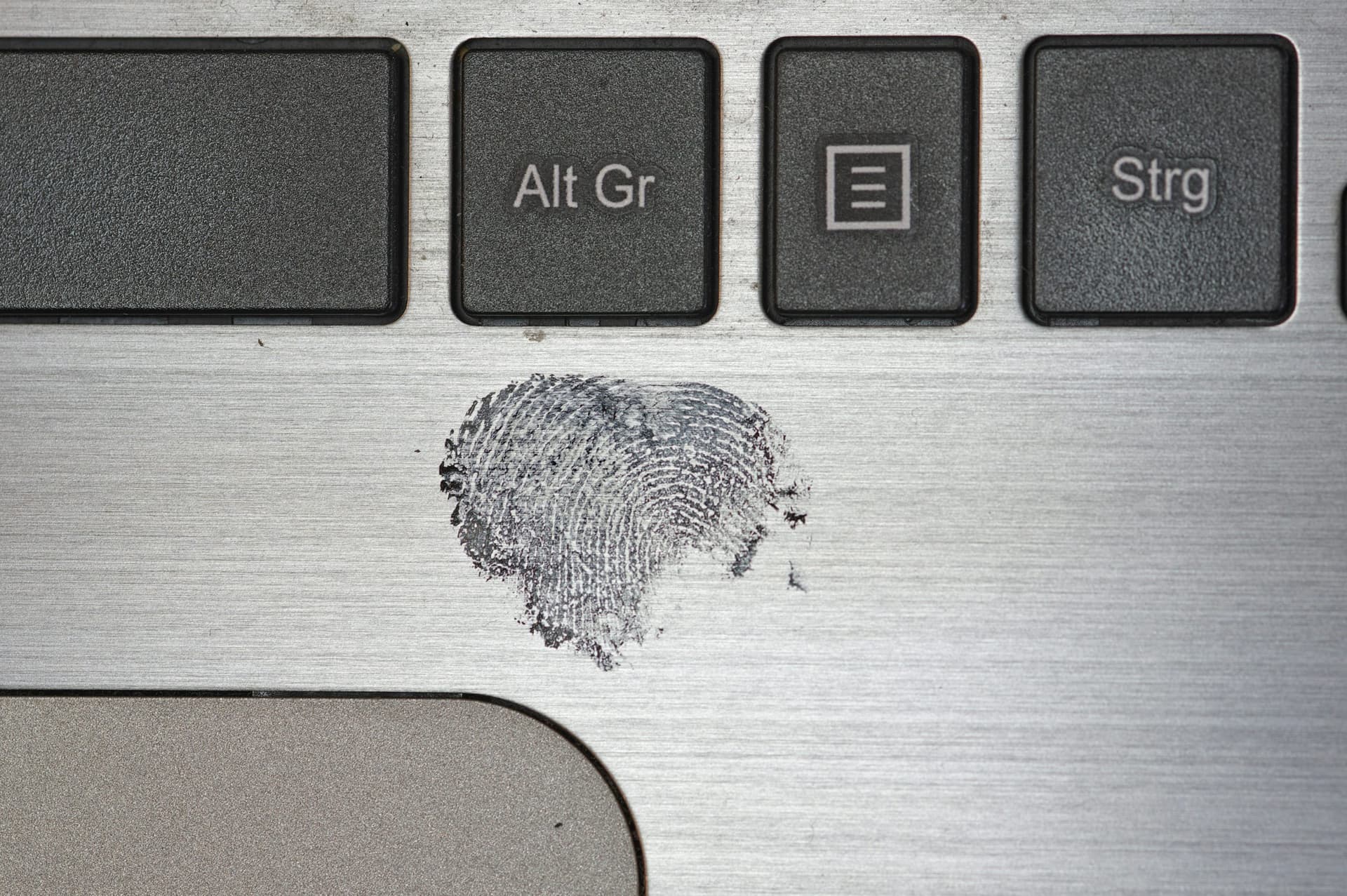 The Legal Side of AI for Small Businesses: What You Need to Know About Data Privacy