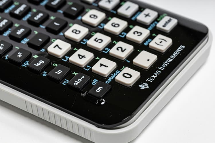Hyperautomation in Finance: The End of Manual Accounting?